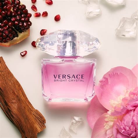 bright crystal versace 100ml|versace bright crystal description.